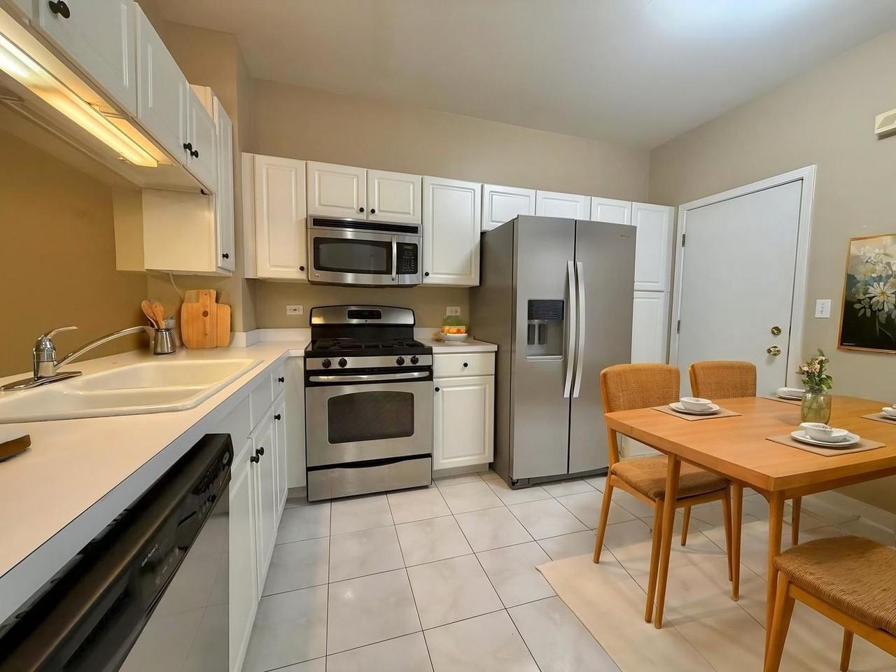 51 S Oakhurst Dr - Photo 5 of 19