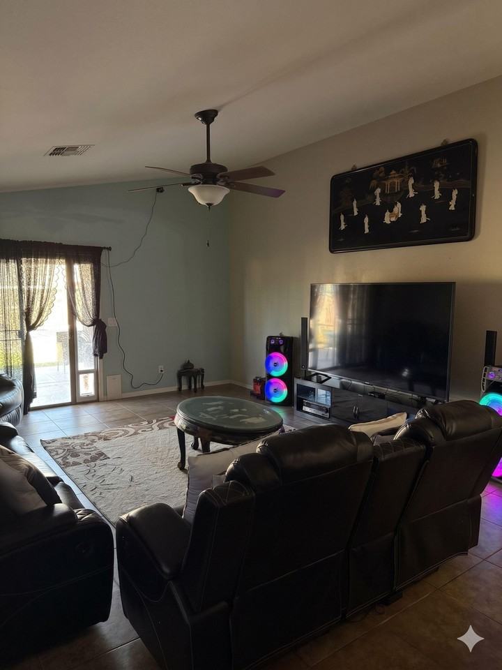 W Wayland Dr - Photo 3 of 5