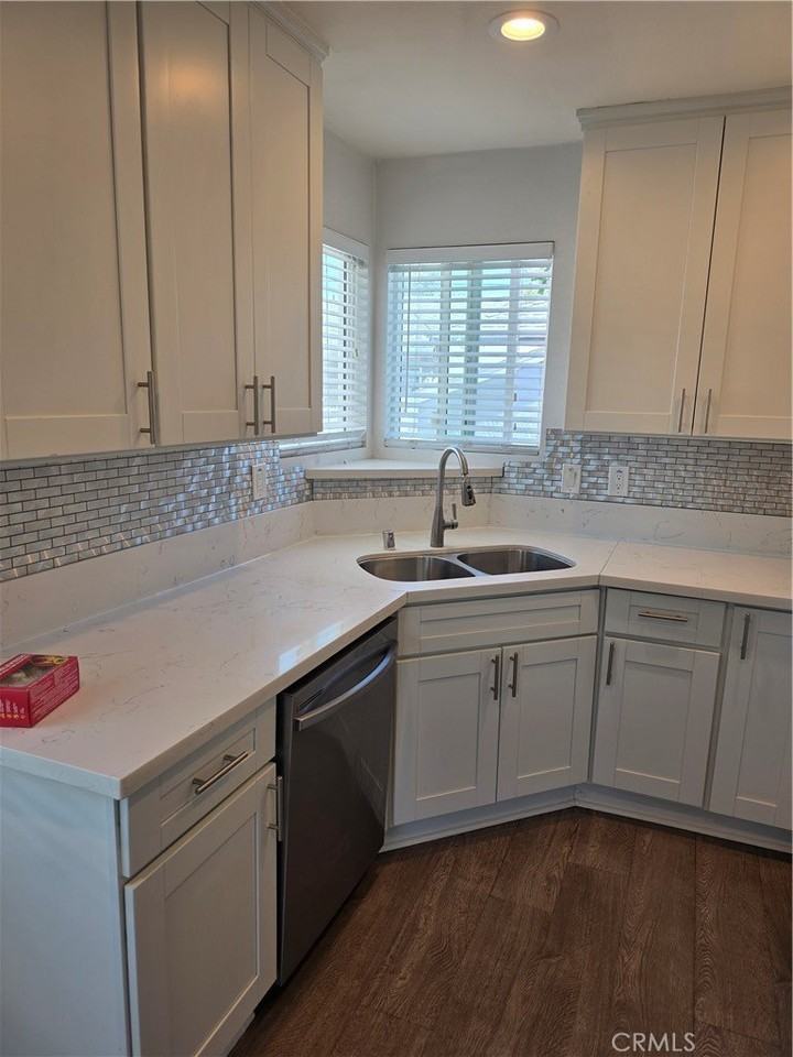 17557 Lemay Pl - Photo 2 of 10