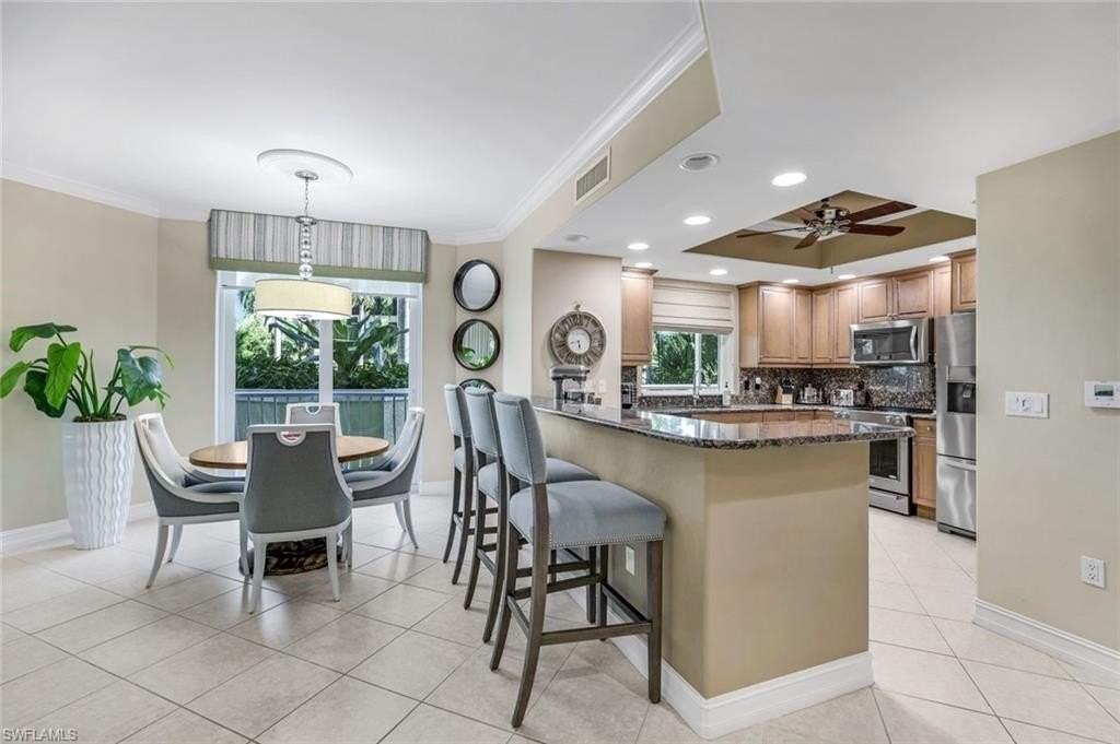2728 Tiburon Blvd E #105 - Photo 6 of 22