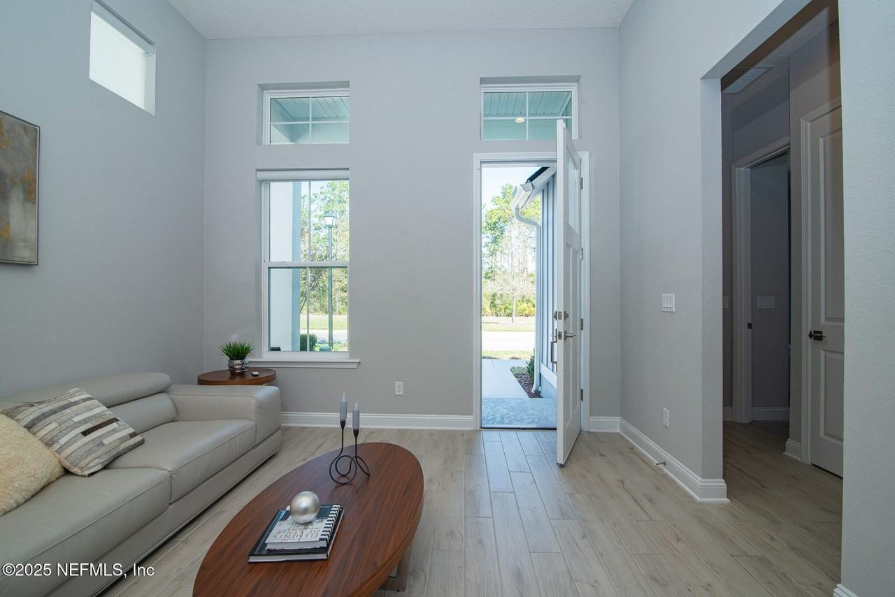 12086 Generations Ave - Photo 4 of 41