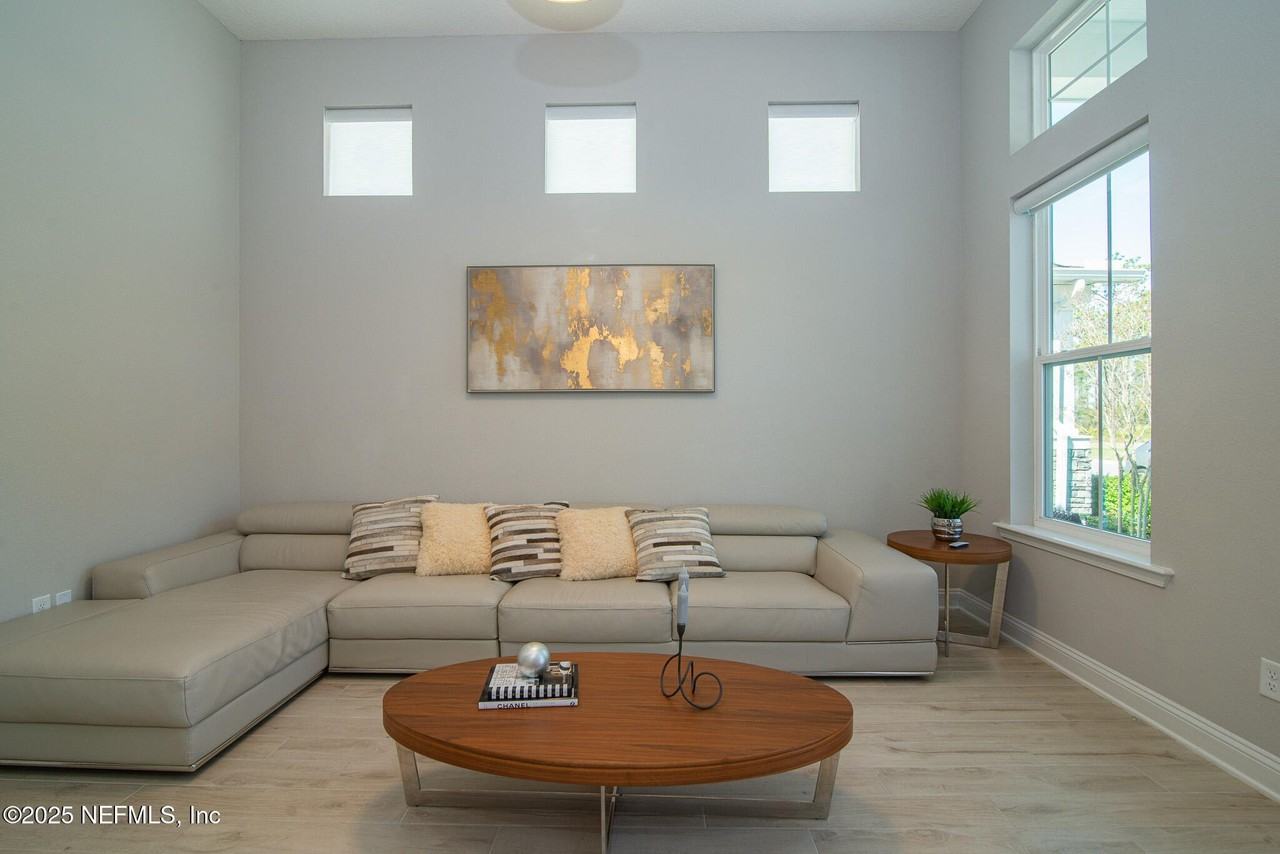 12086 Generations Ave - Photo 5 of 41