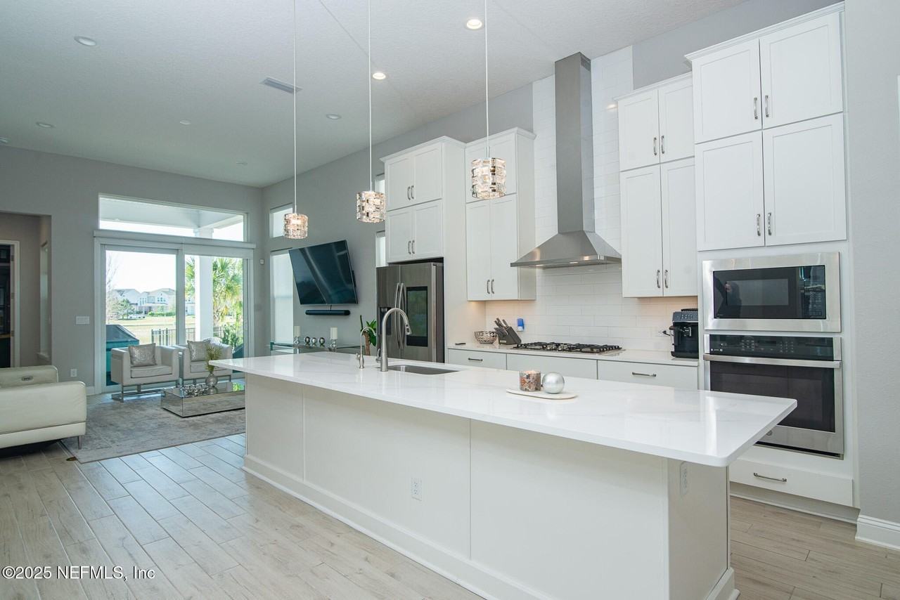 12086 Generations Ave - Photo 7 of 41