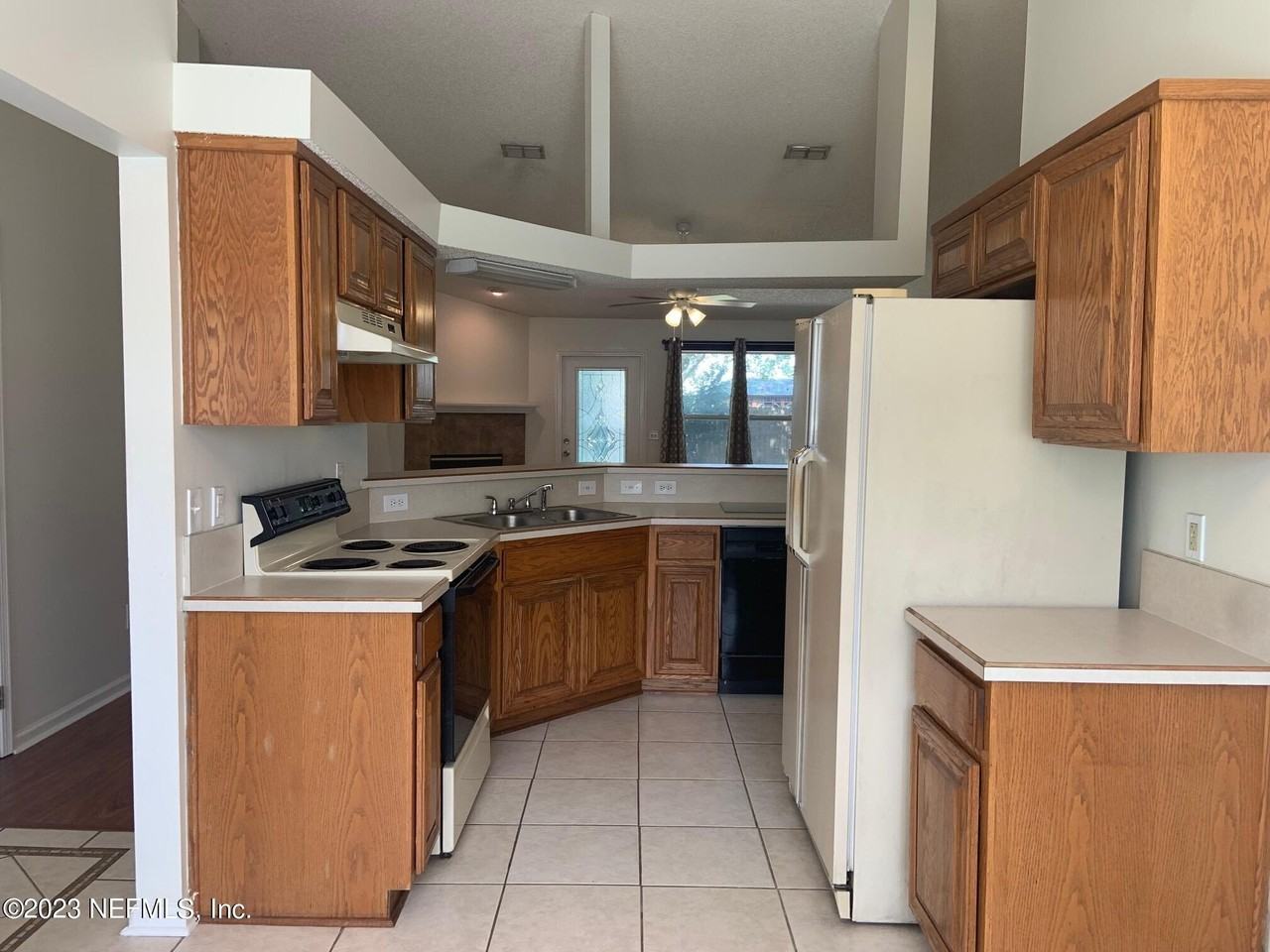 2704 Ian Ct - Photo 6 of 23