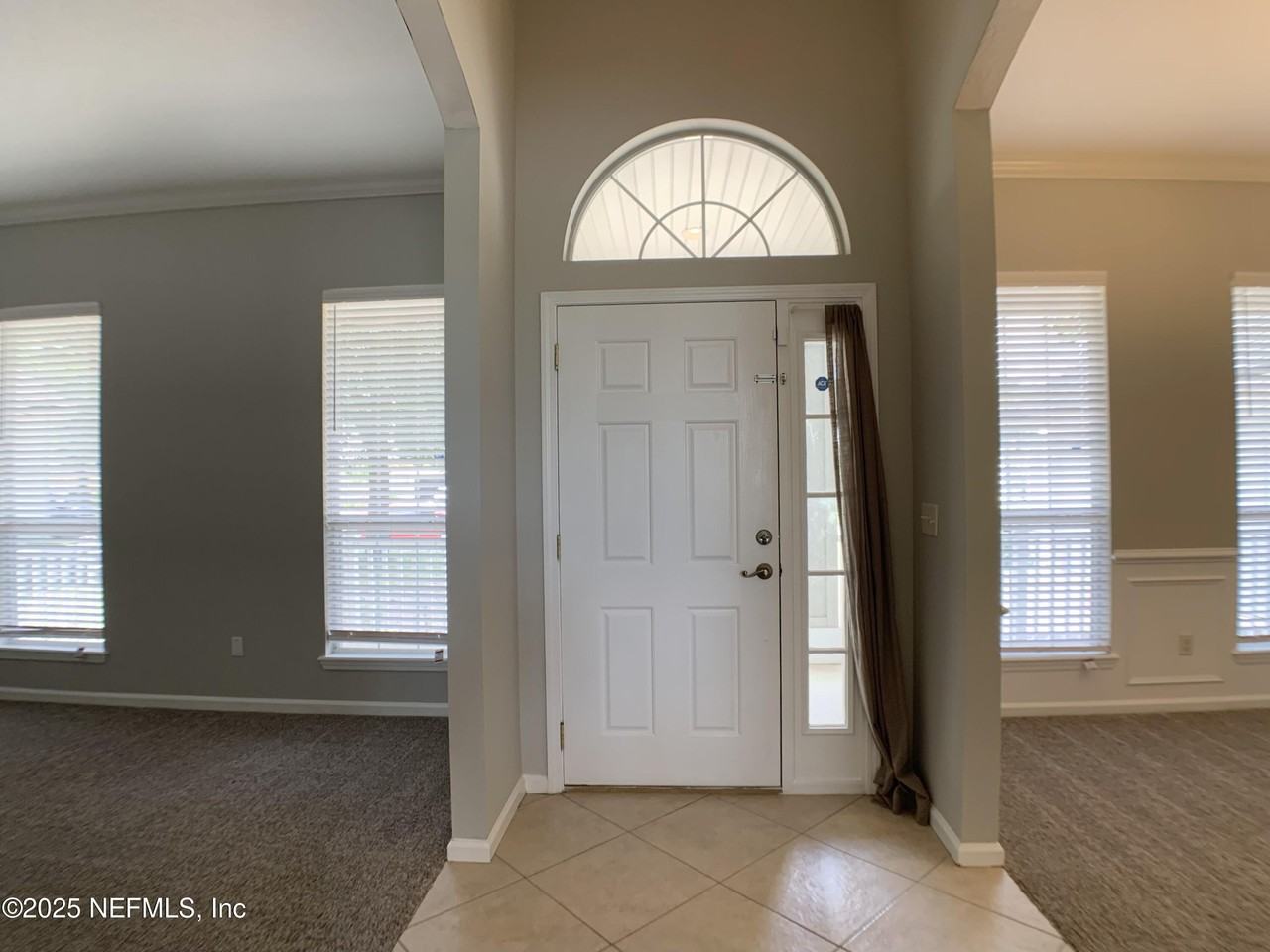 1213 Harbour Town Dr - Photo 6 of 43