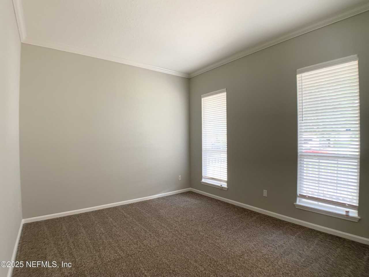 1213 Harbour Town Dr - Photo 7 of 43