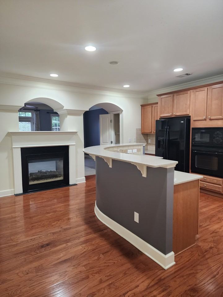 2817 Seneca Creek Ln Se #1 - Photo 2 of 13