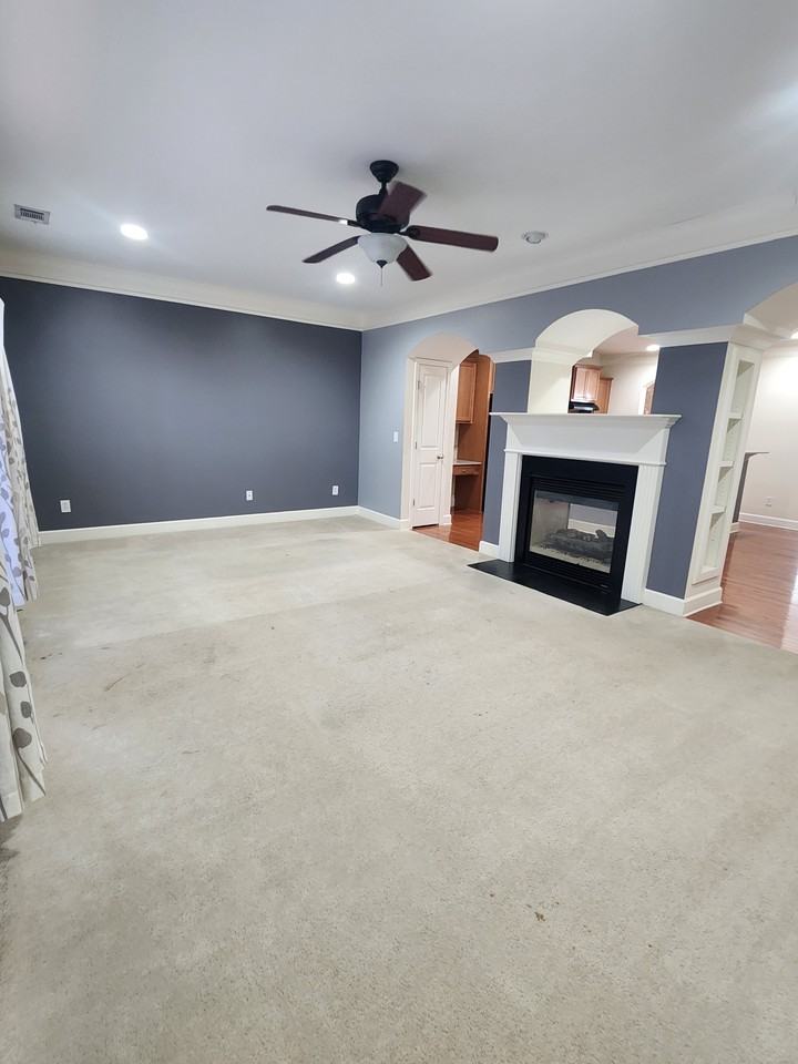 2817 Seneca Creek Ln Se #1 - Photo 4 of 13