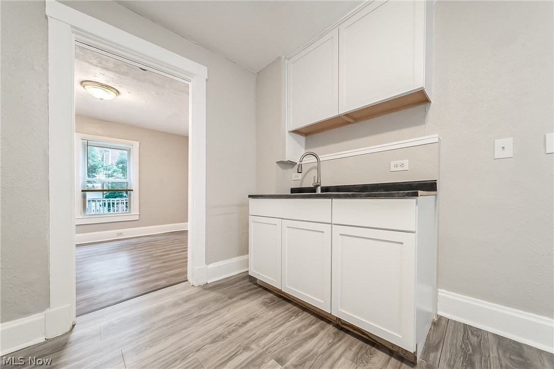 2036 Lark St - Photo 6 of 23