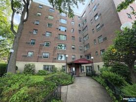 2345 Linwood Ave #5G - Photo 1 of 1