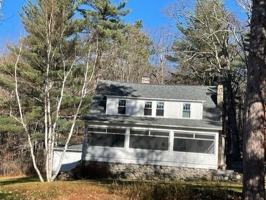 featured image of 32 Birch Bluff Road