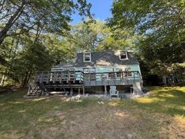 featured image of 319 Chalk Pond Rd