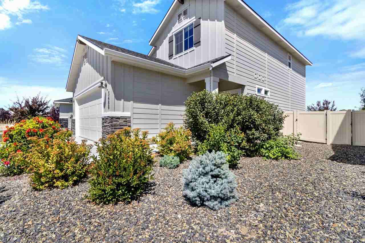 3488 W Remembrance Dr #1 - Photo 3 of 46