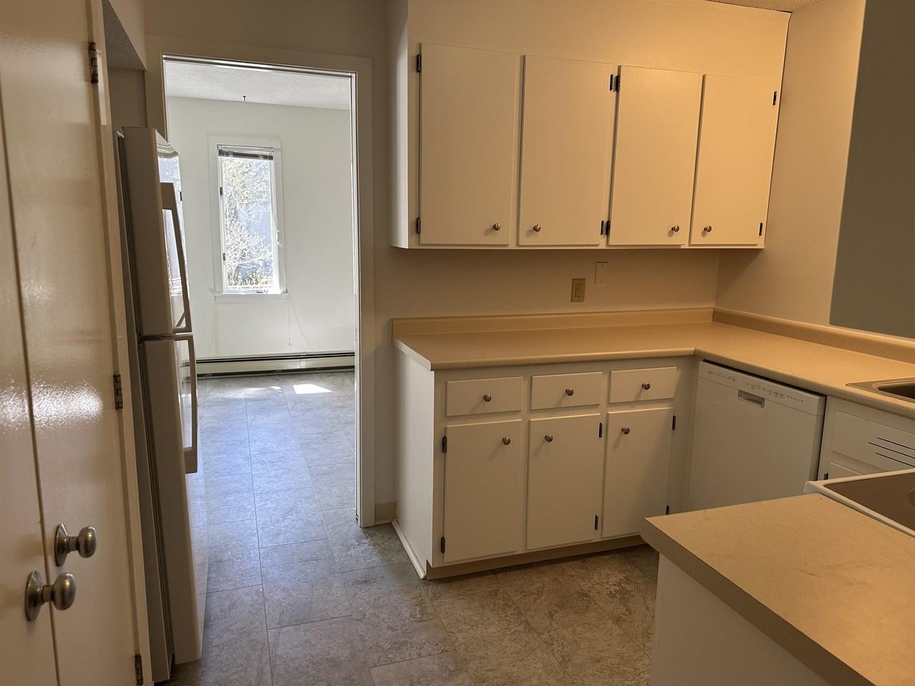 1 Pine St #A21 - Photo 3 of 13
