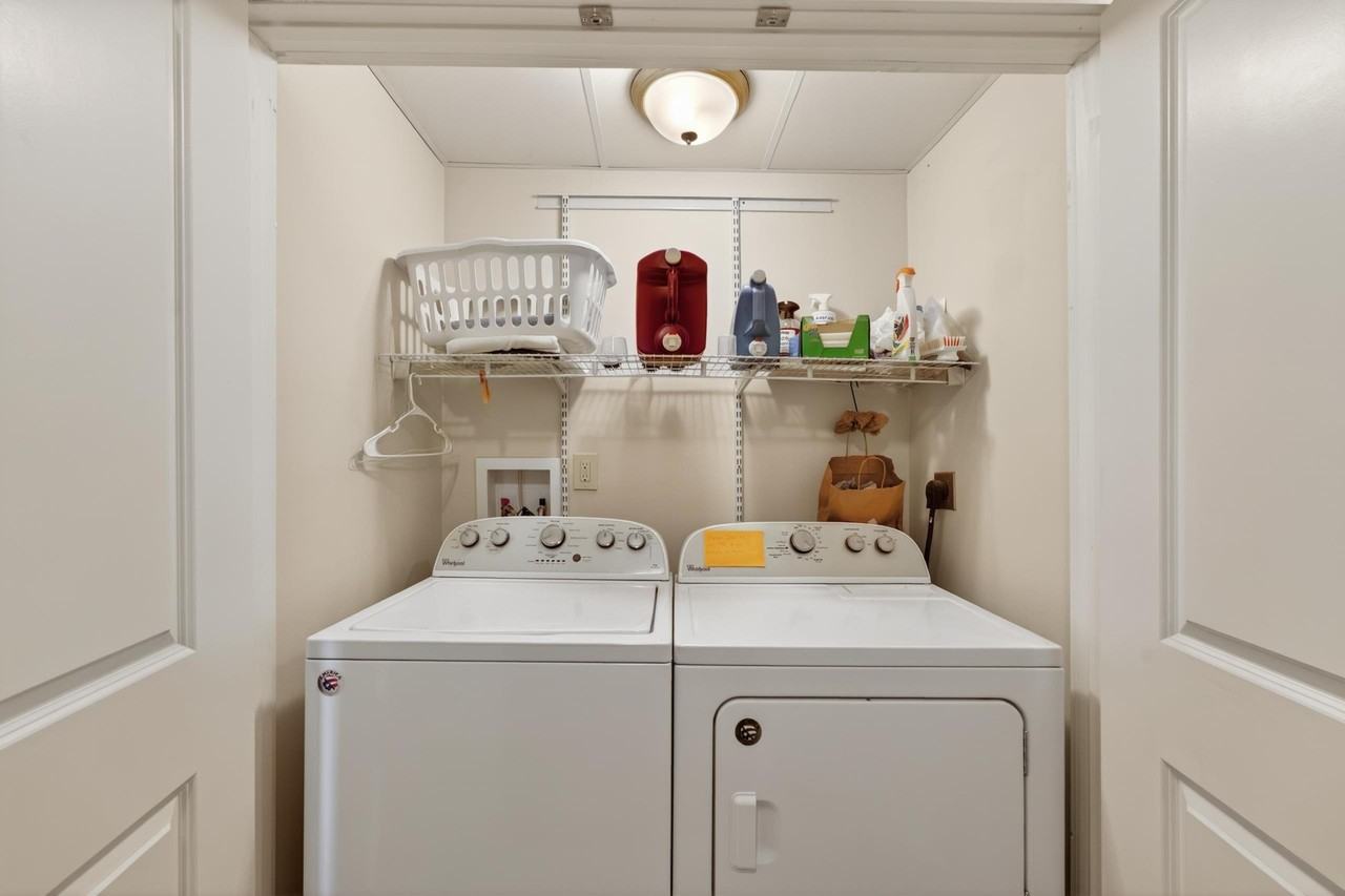 14 Myrtle St - Photo 5 of 46