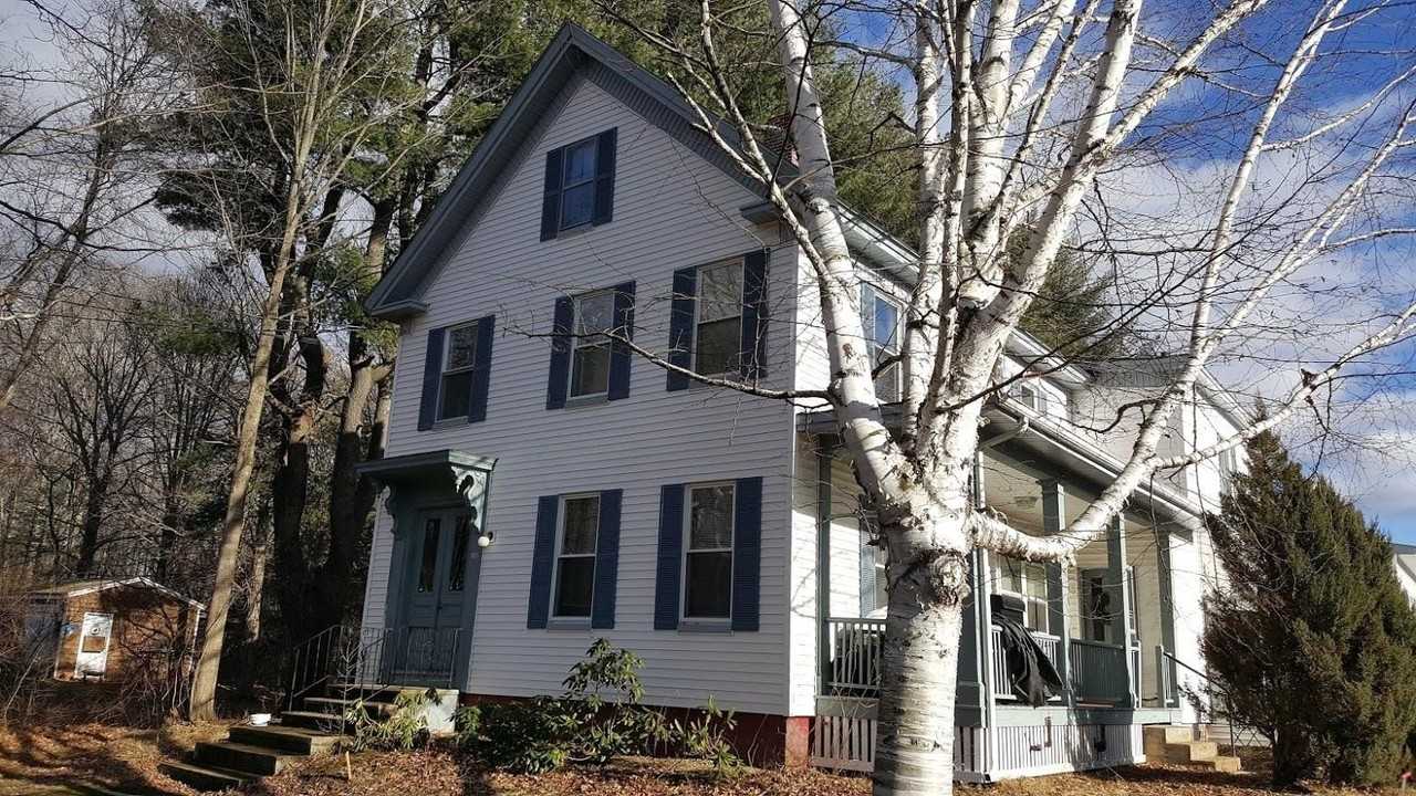 126 Sullivan St Apt B #B - Photo 3 of 5
