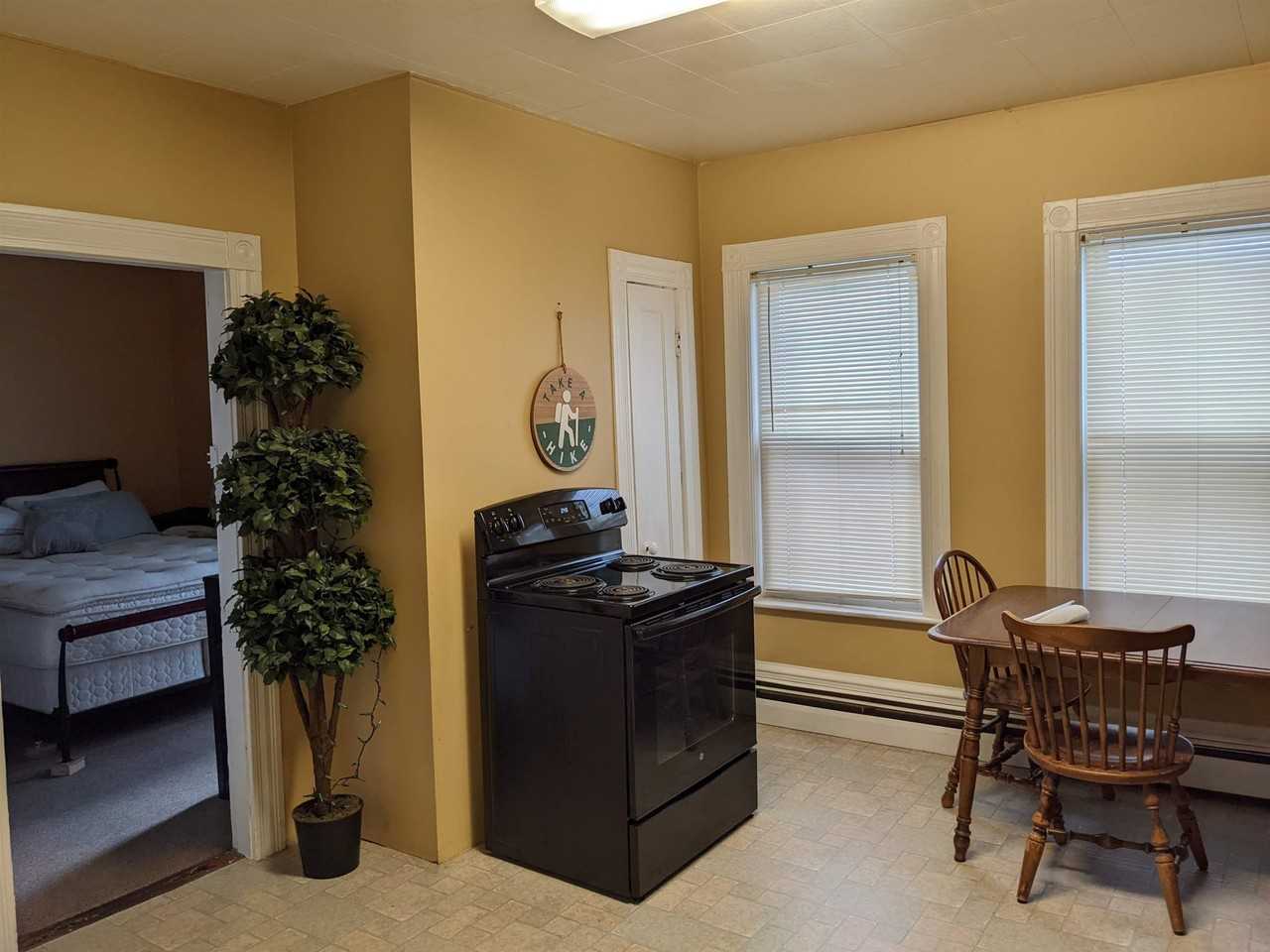 685 Massabesic St #2W - Photo 4 of 6