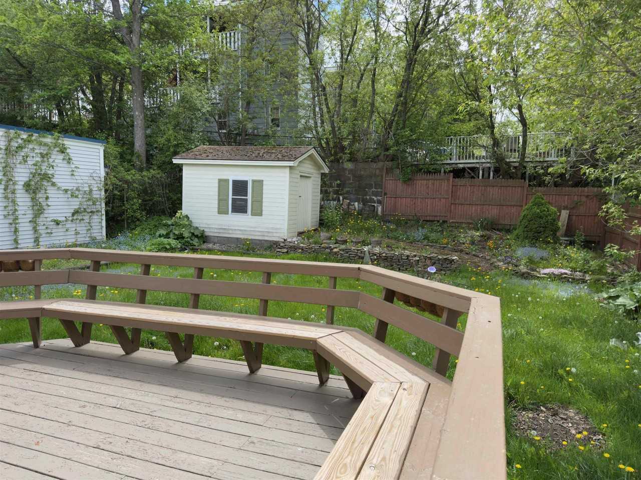 246 E Mason St - Photo 4 of 27