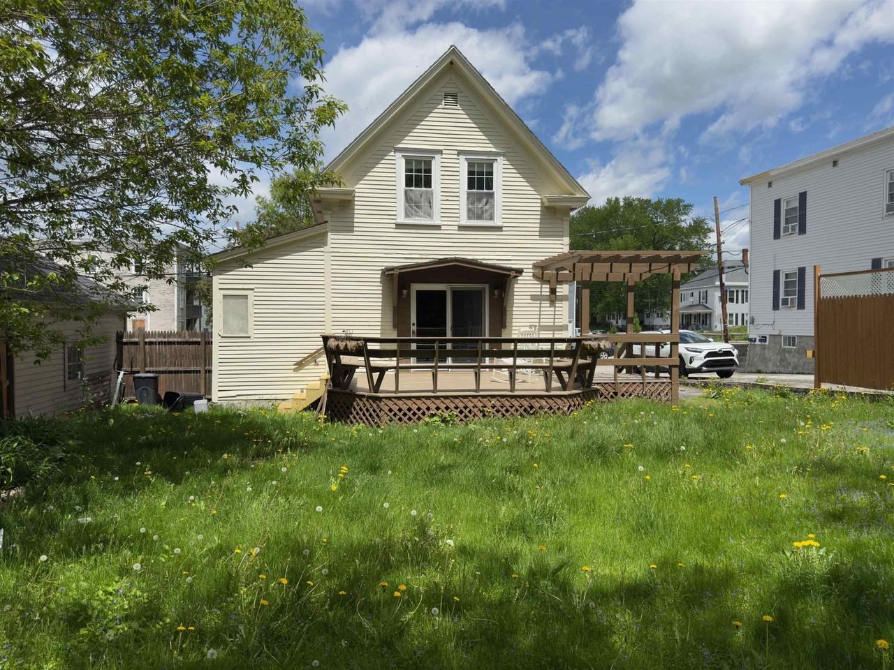 246 E Mason St - Photo 6 of 27