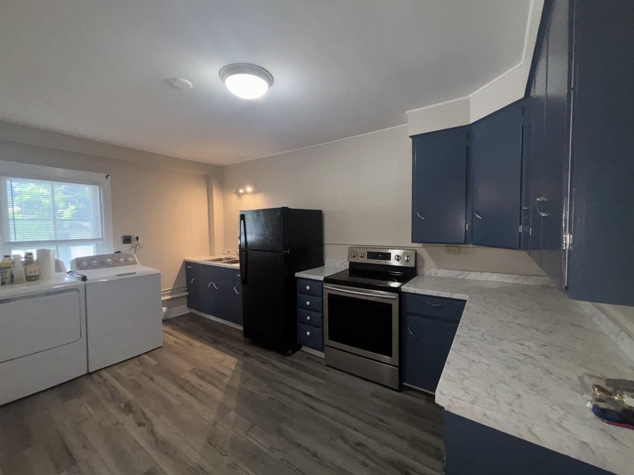 27 Upper Welden St #2 - Photo 4 of 12