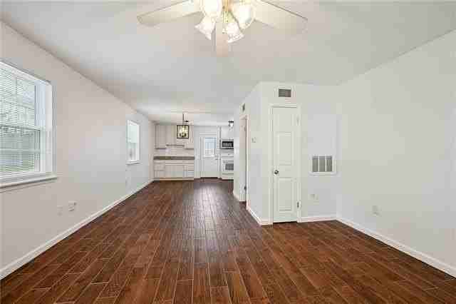 713 Heavens Dr #5 - Photo 4 of 17