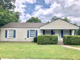 featured image of 4000 Winfield Ave