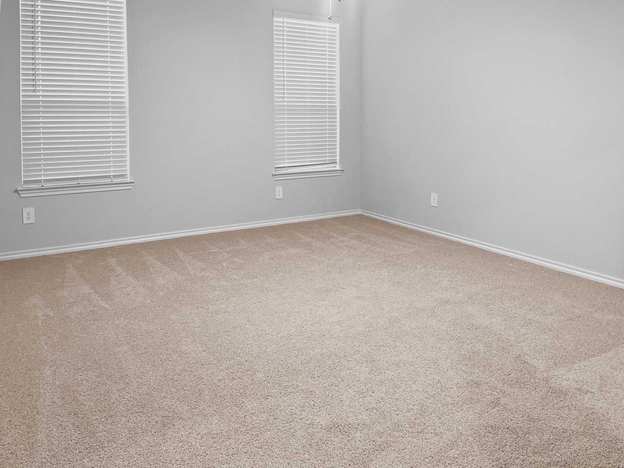 1817 Winecup Dr - Photo 6 of 18