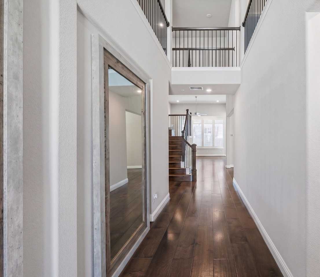 608 Artesian Dr - Photo 2 of 16