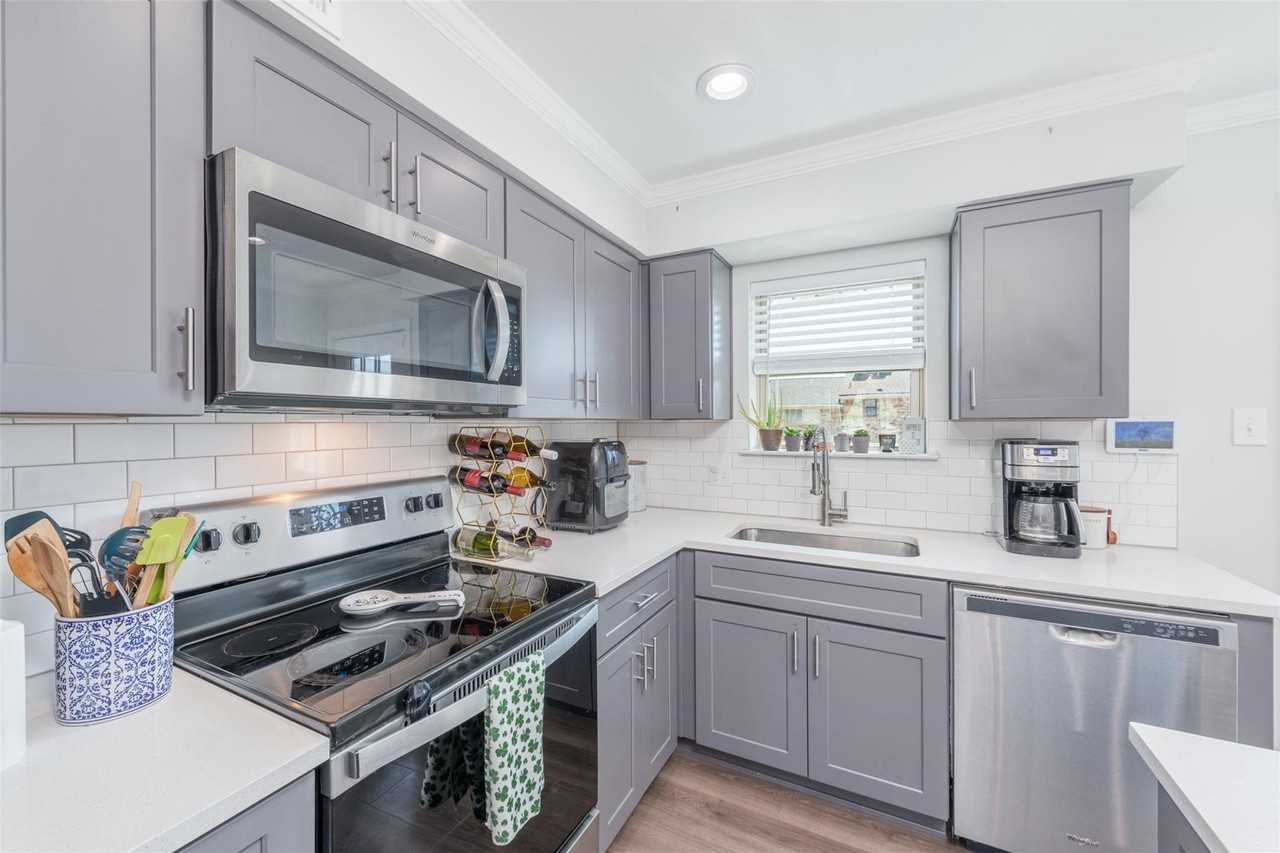 5076 Matilda St #227 - Photo 6 of 27