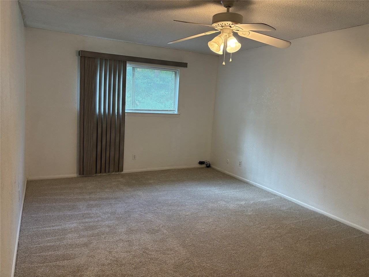 5357 Wonder Dr - Photo 6 of 13