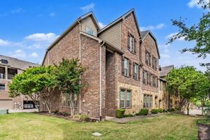 featured image of 4205 Riverview Dr