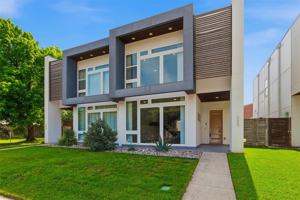 featured image of 207 Adrian Dr