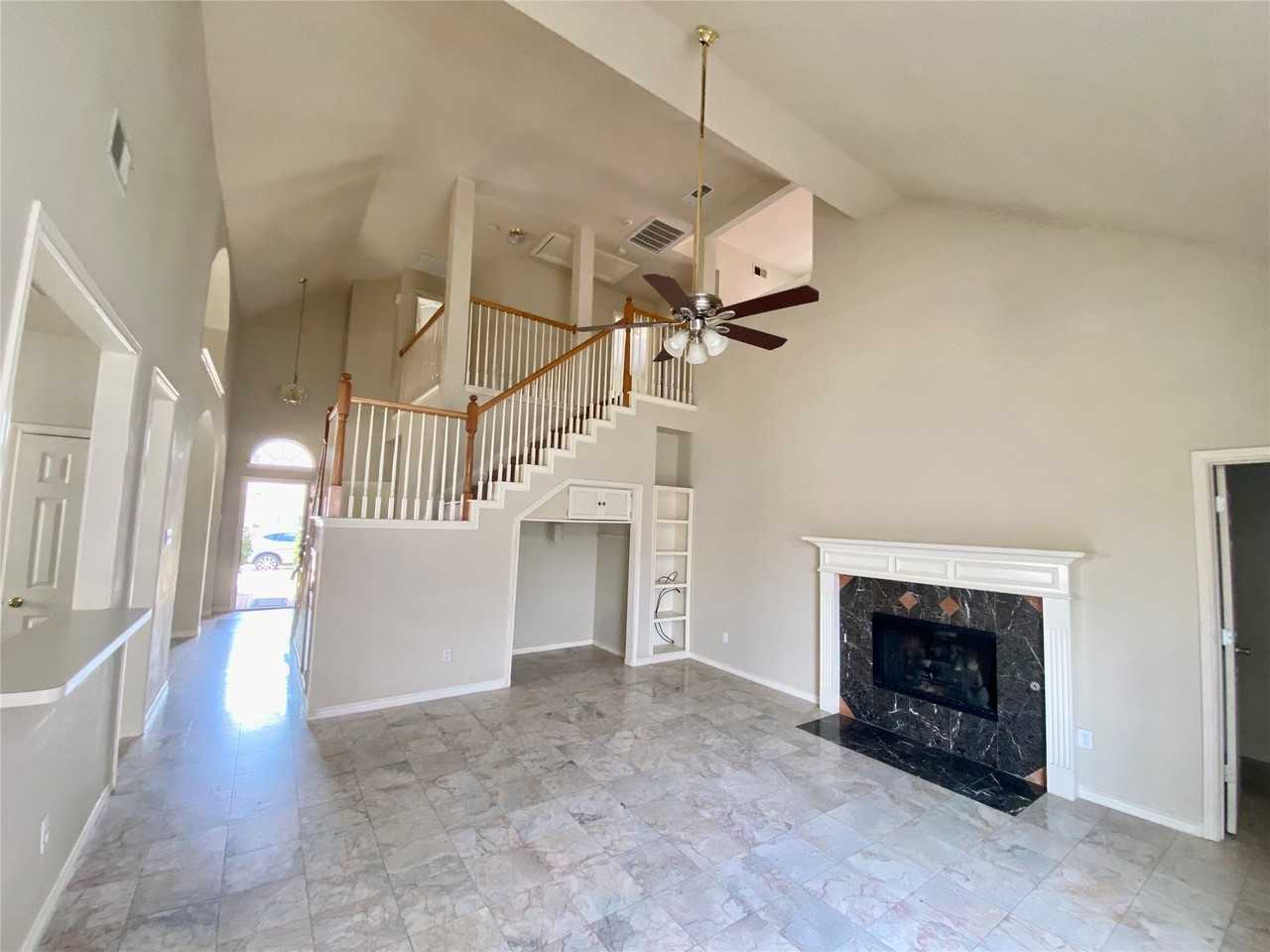 8004 Case Dr - Photo 6 of 23