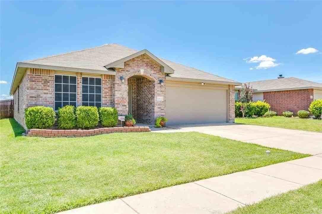 8832 Elk Creek Ln - Photo 3 of 28