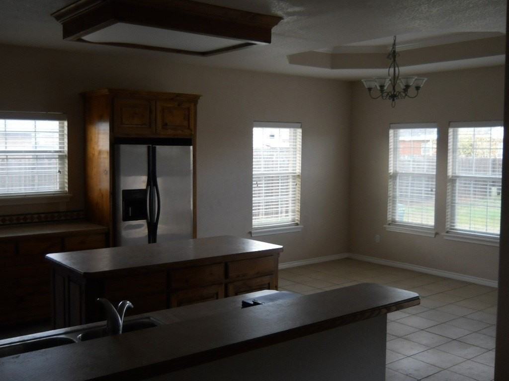 202 Ruger St - Photo 6 of 16
