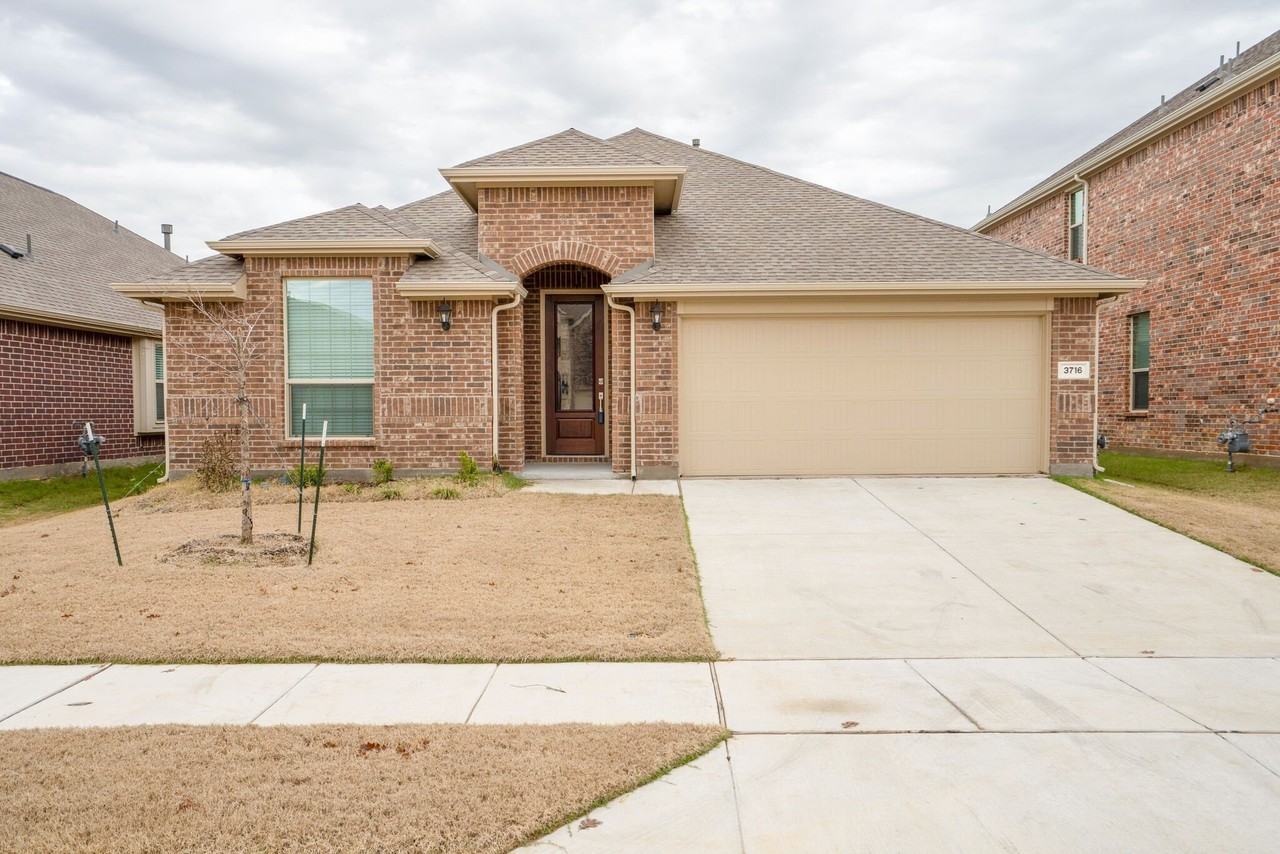 3716 Peachbush Ln
