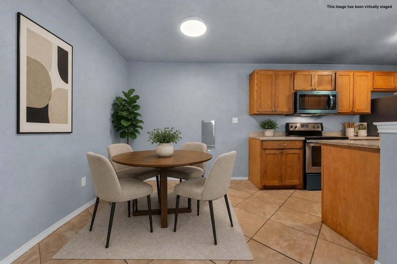 3151 Karen St - Photo 6 of 17