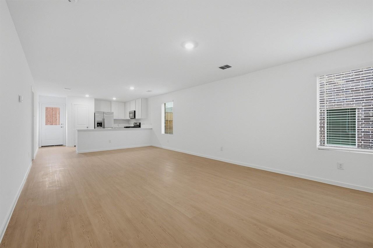 1524 Prince Rd - Photo 6 of 27