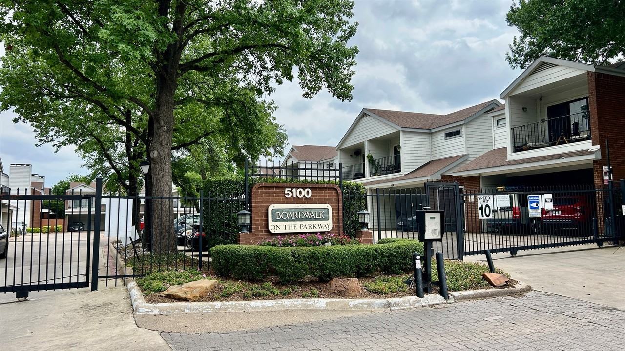 5100 Verde Valley Ln #234