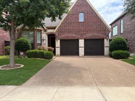 featured image of 4616 Vista Grande