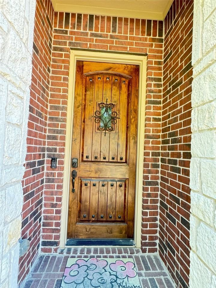 4616 Vista Grande - Photo 3 of 36