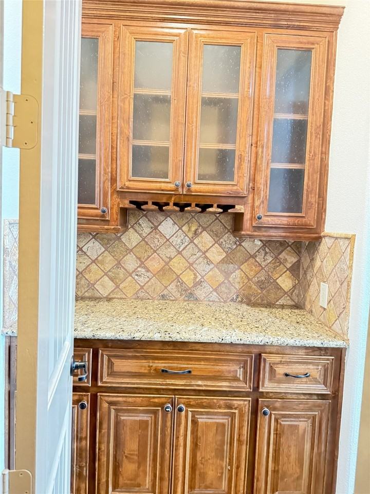 4616 Vista Grande - Photo 7 of 36