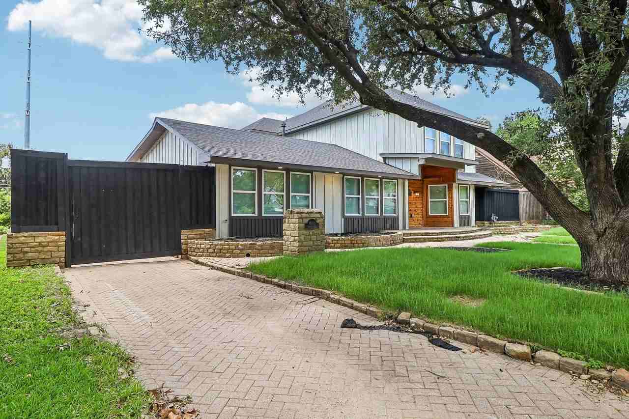 10711 Cromwell Dr - Photo 2 of 38
