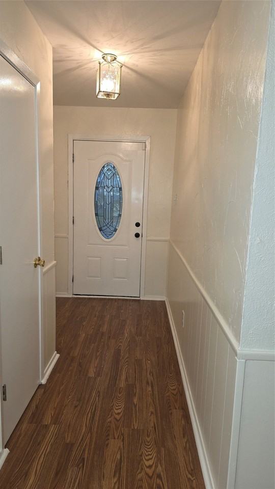 210 E Witt St - Photo 7 of 13