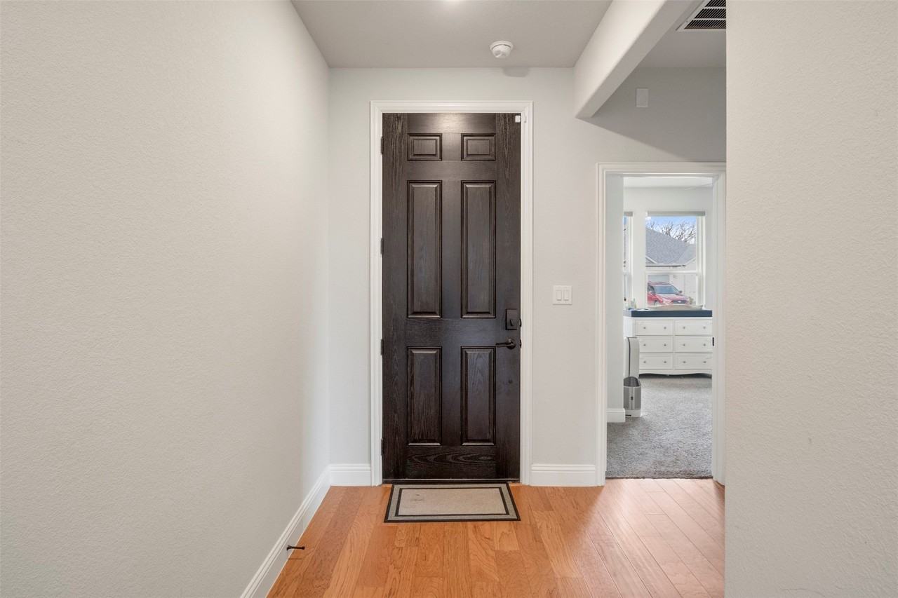 3316 Ashlar Ct - Photo 3 of 22