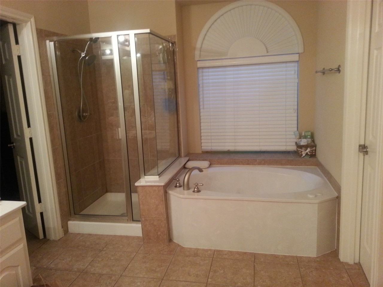 107 Pinedale Dr - Photo 6 of 10