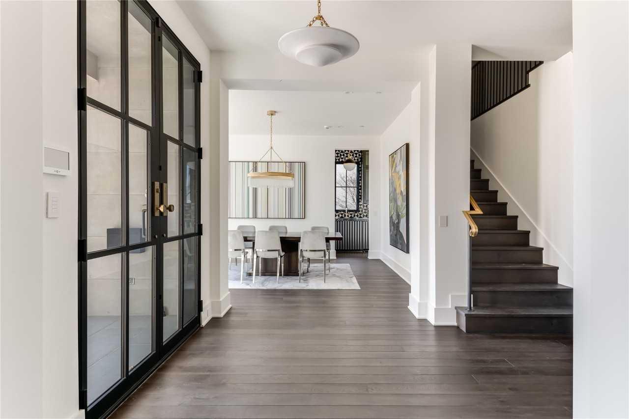 3220 Colgate Ave - Photo 3 of 36