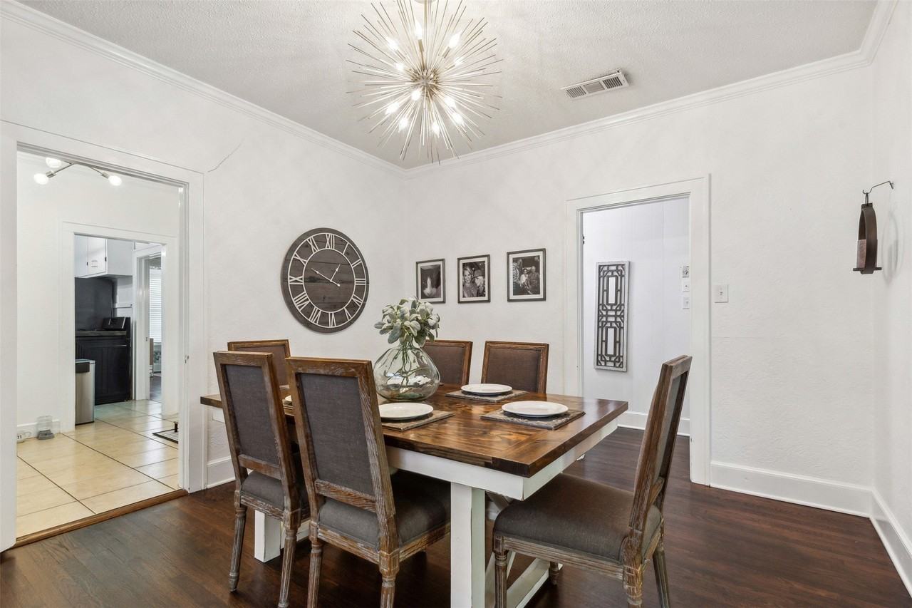 1915 Ashland Ave - Photo 5 of 23