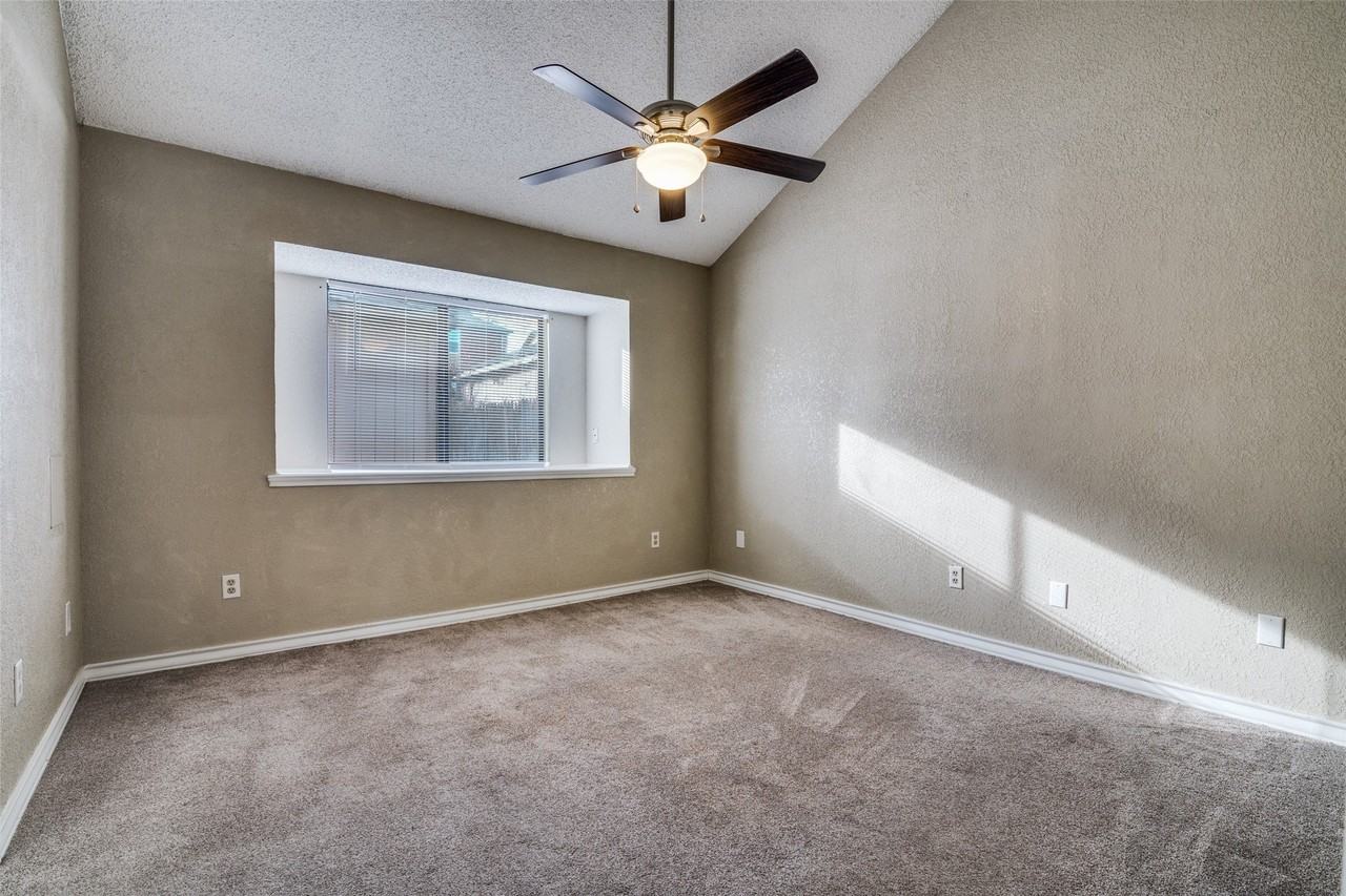 4803 Clover Haven St - Photo 7 of 12