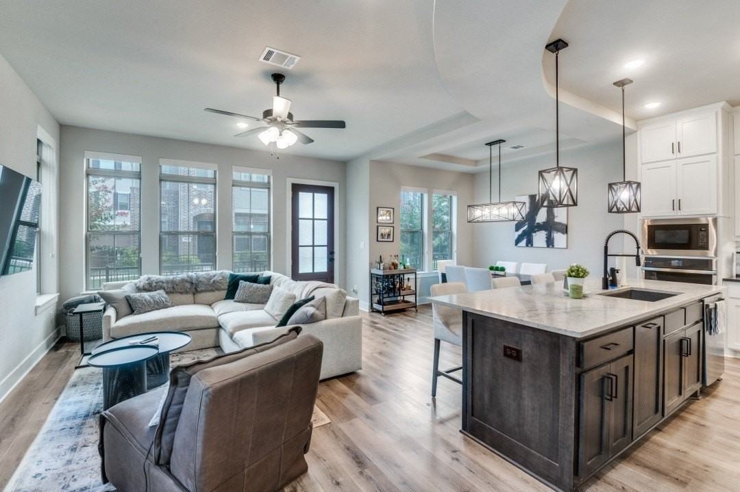 1040 Tea Olive Ln - Photo 4 of 12